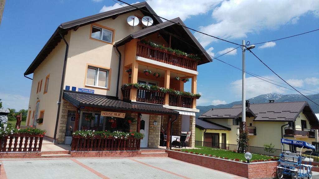 Guest House Mijic Кореница Экстерьер фото